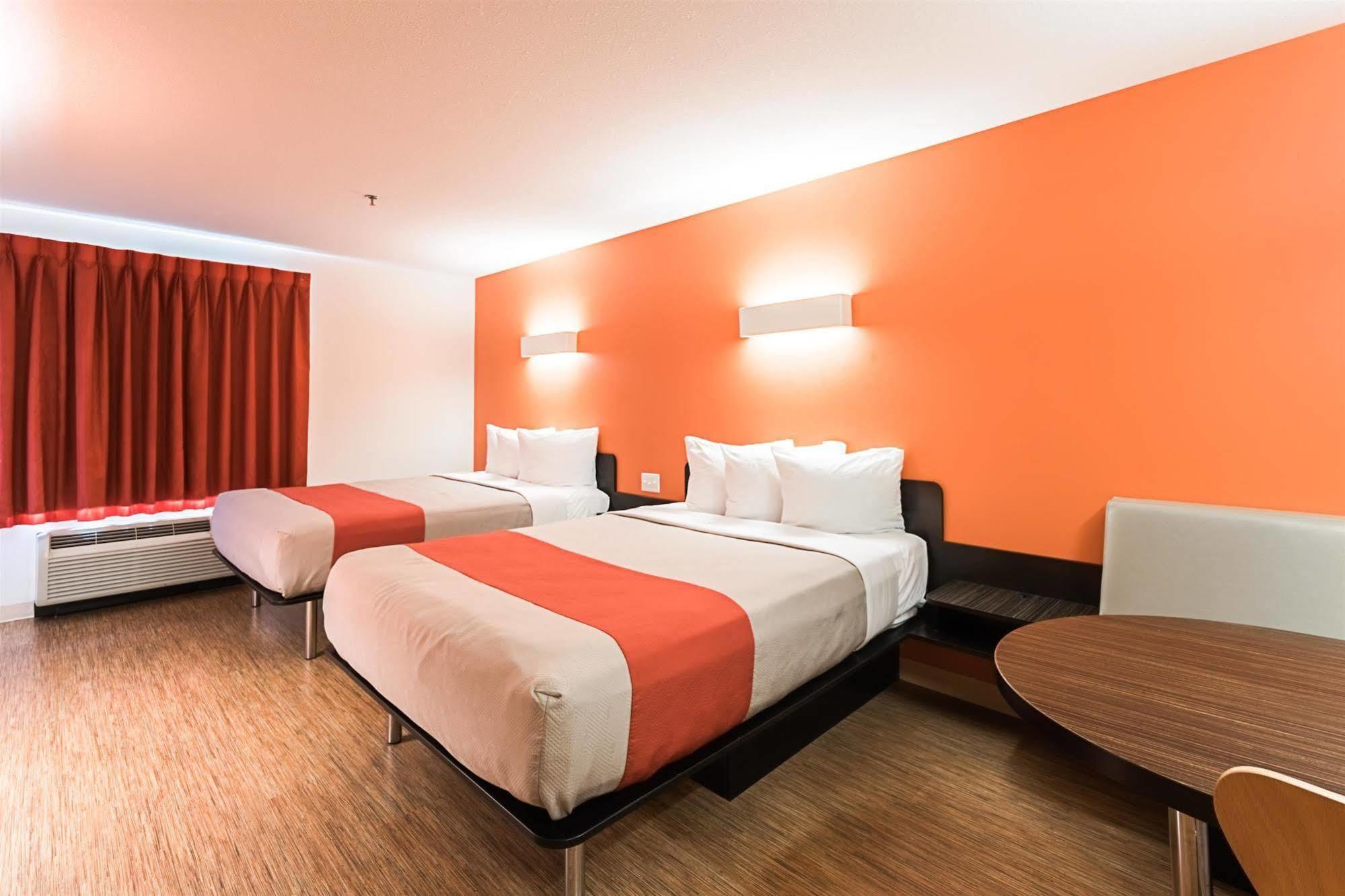 Motel 6-Moosomin, Sk Eksteriør bilde